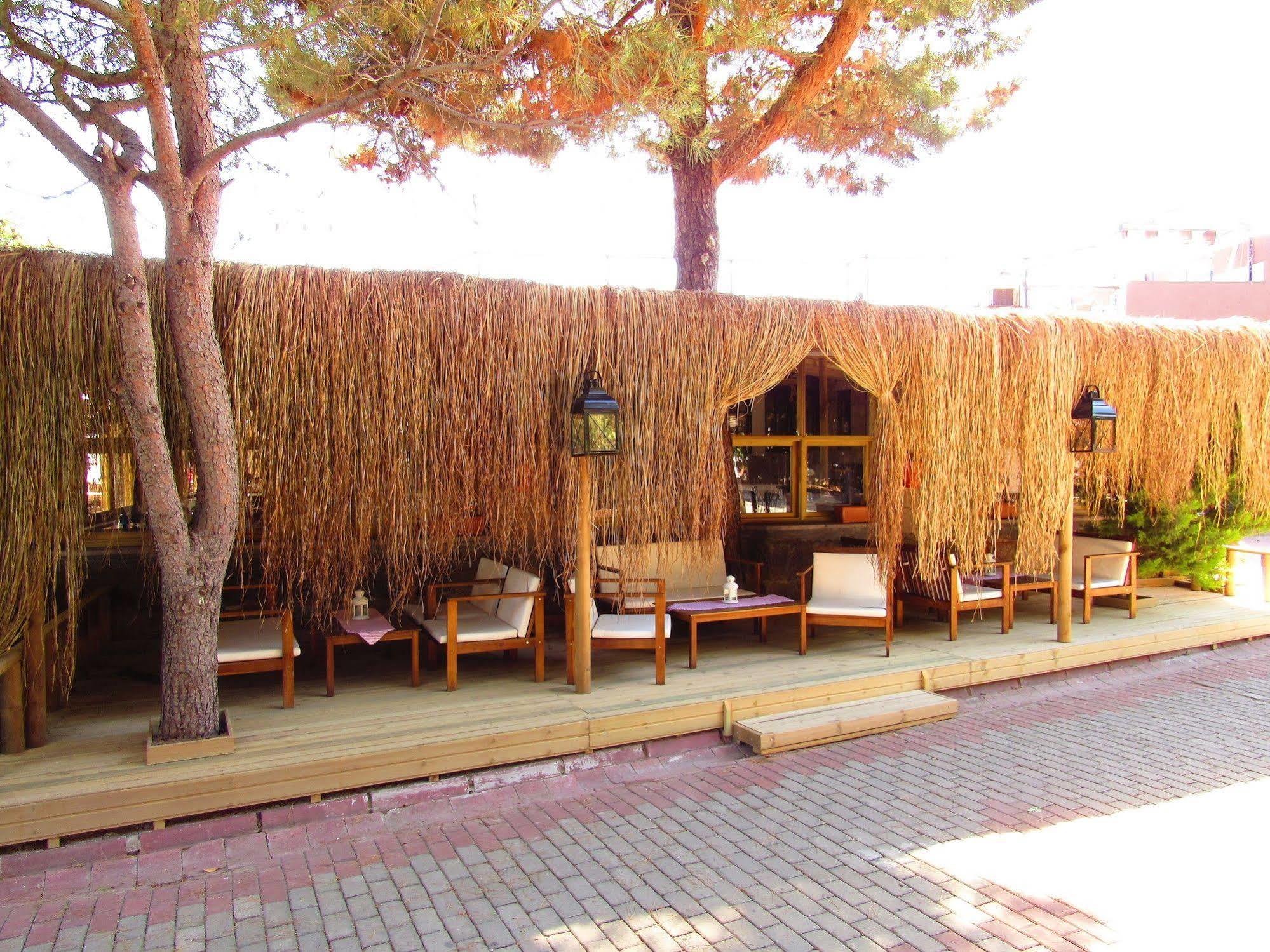 Assos Hunters Hotel (Adults Only) Exterior photo